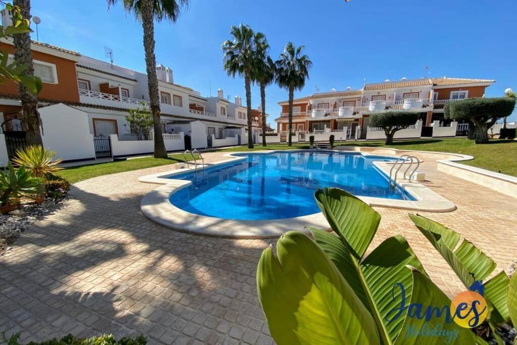 Laguna Townhouse Overlooking Communal Pool Lom01 Сьюдад Кесада Екстер'єр фото